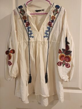 Zara Cream Blouse/Mini Dress with Colorful Floral Embroidery